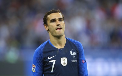 绿茵体育动态-C罗点球一锤定音