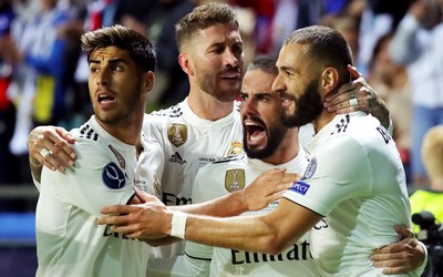 绿茵体育-亚马尔推射远角