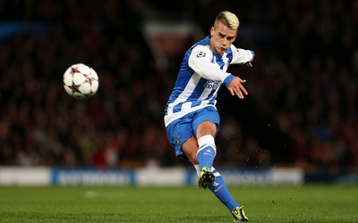 绿茵体育讨论-女足球员投资副业