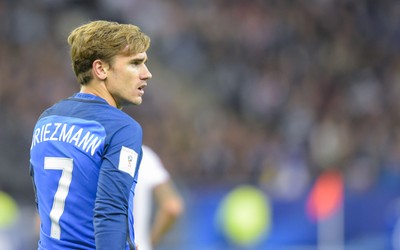 绿茵体育播报-廷贝尔进球后采访落泪